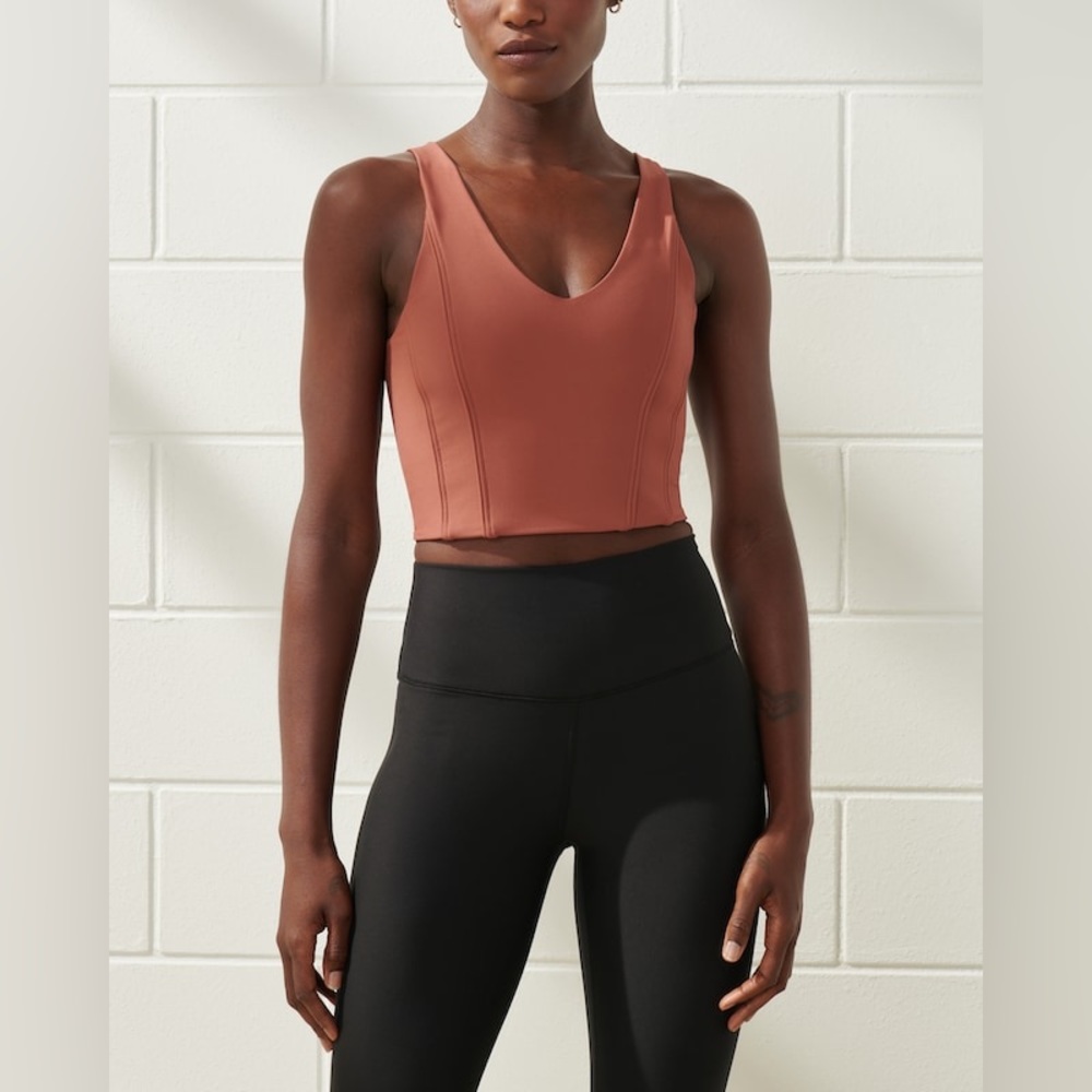YPB Corset Slim V-Neck Tank